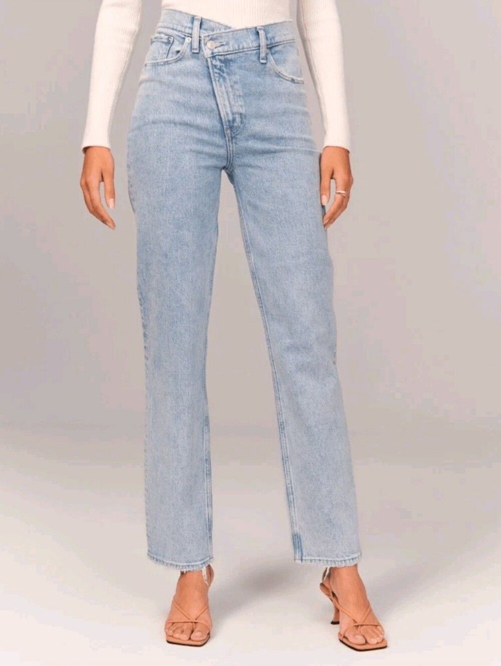 Abercrombie Womens Blue Ultra High Rise 90s Straight Criss Cross Jeans Size 29/8 - Picture 1 of 16